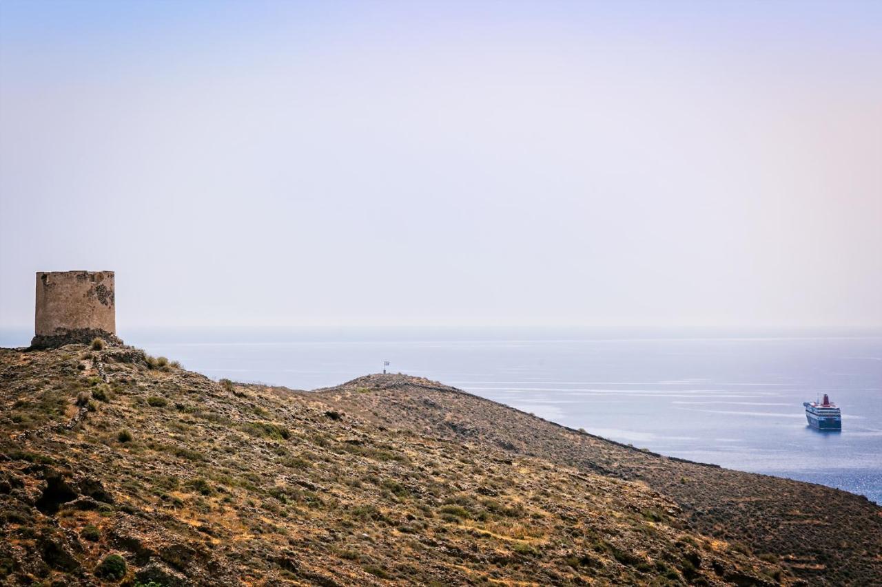 Illusion - Exceptional Private * Akrotiri (Santorini)